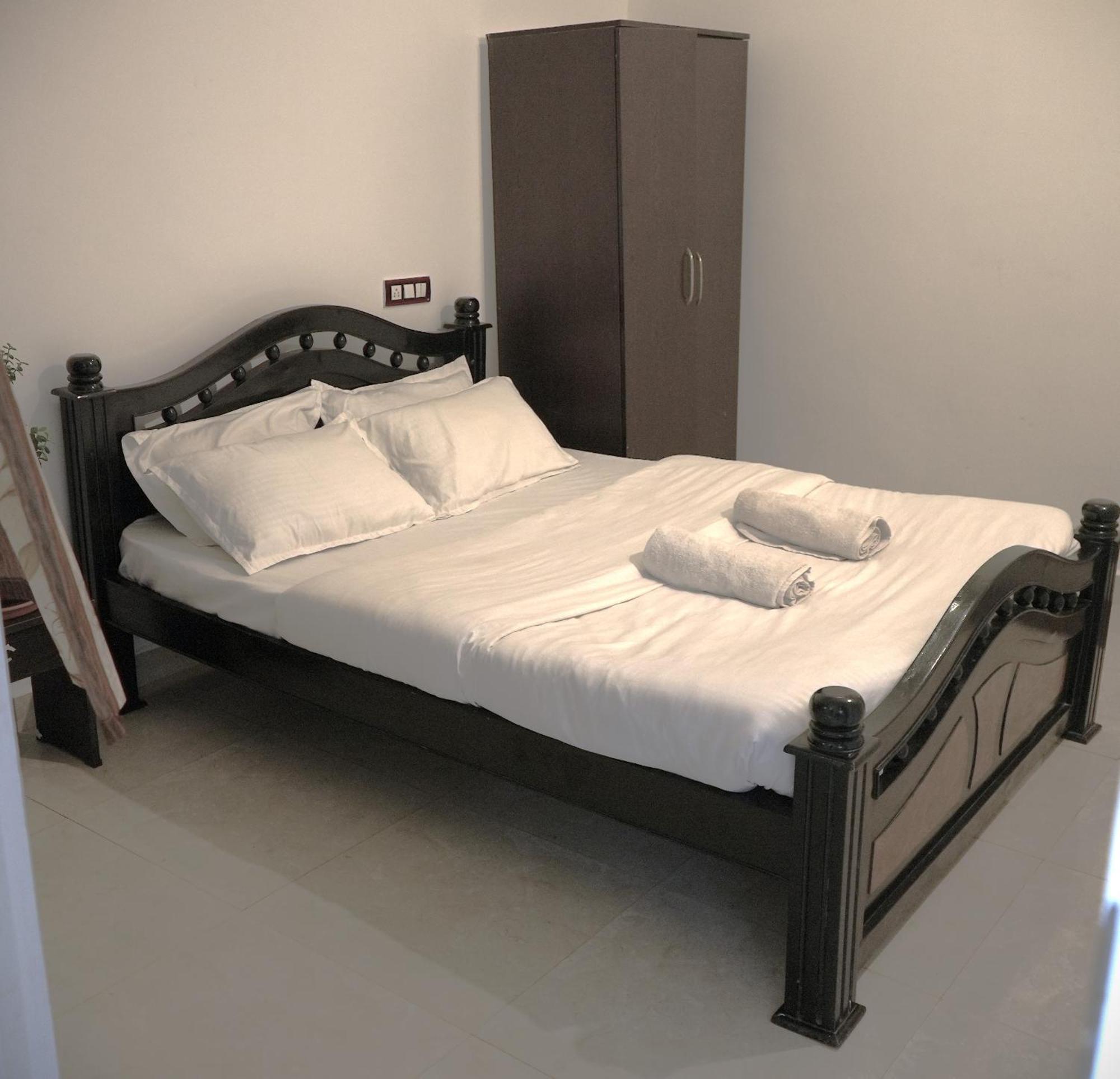 This Is It Beachfront - Rooms, Cafe & Events Arambol Eksteriør bilde